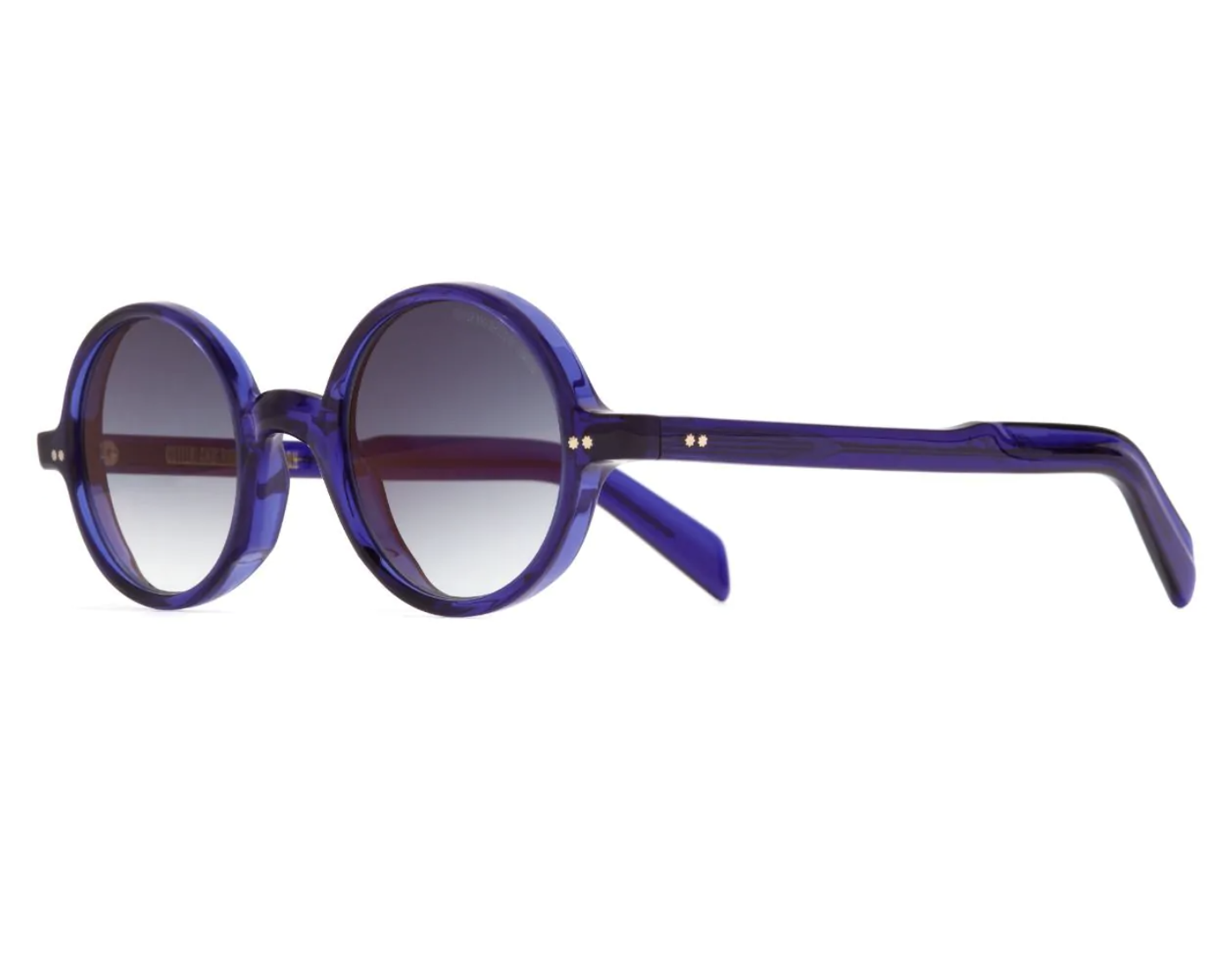 Alternative view of Cutler & gross GR01 A4