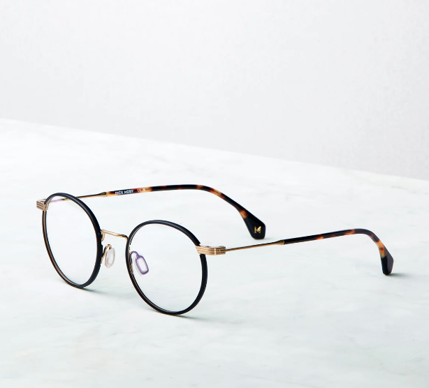 Alternative view of Dick Moby Dublin (DGY)