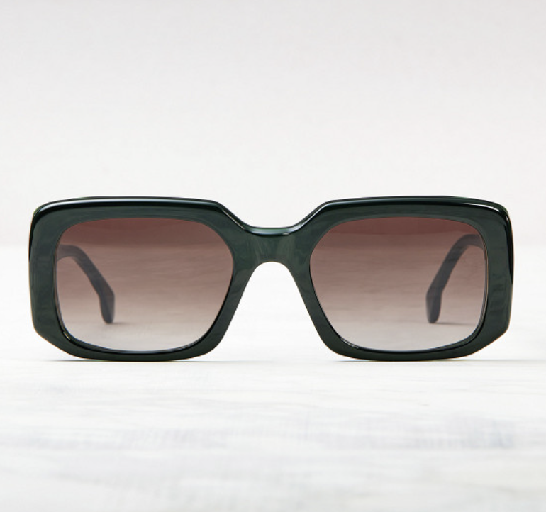 Dick Moby Cannes (CAN) 126-3