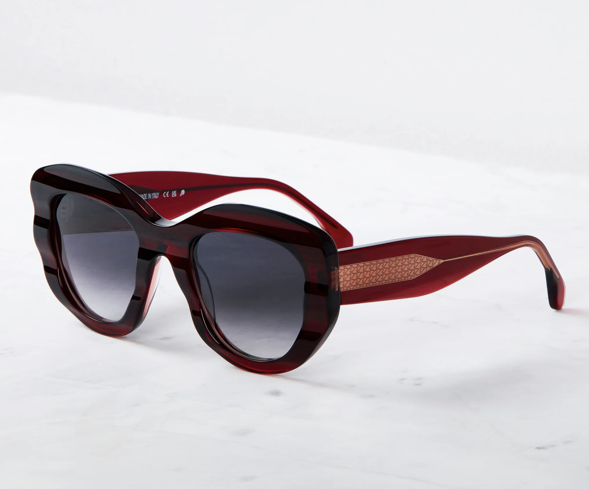 Alternative view of Dick Moby Sydney (SYDN)