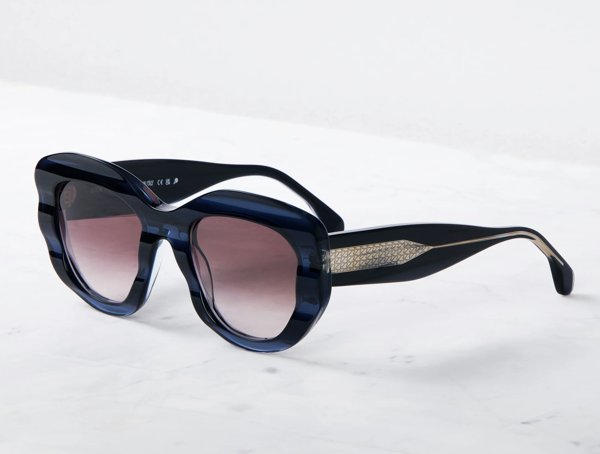 Alternative view of Dick Moby Sydney (SYDN)