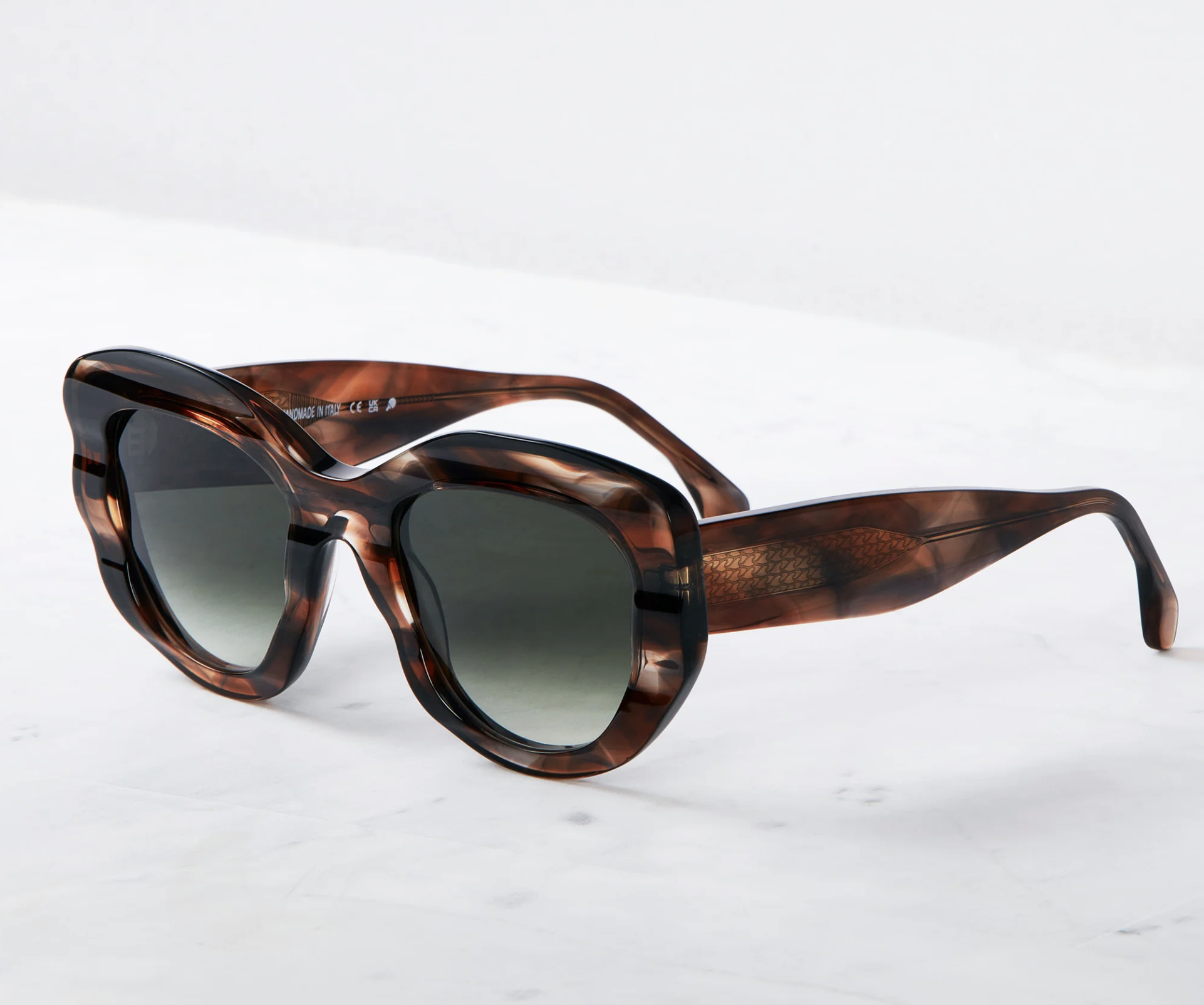 Alternative view of Dick Moby Sydney (SYDN)