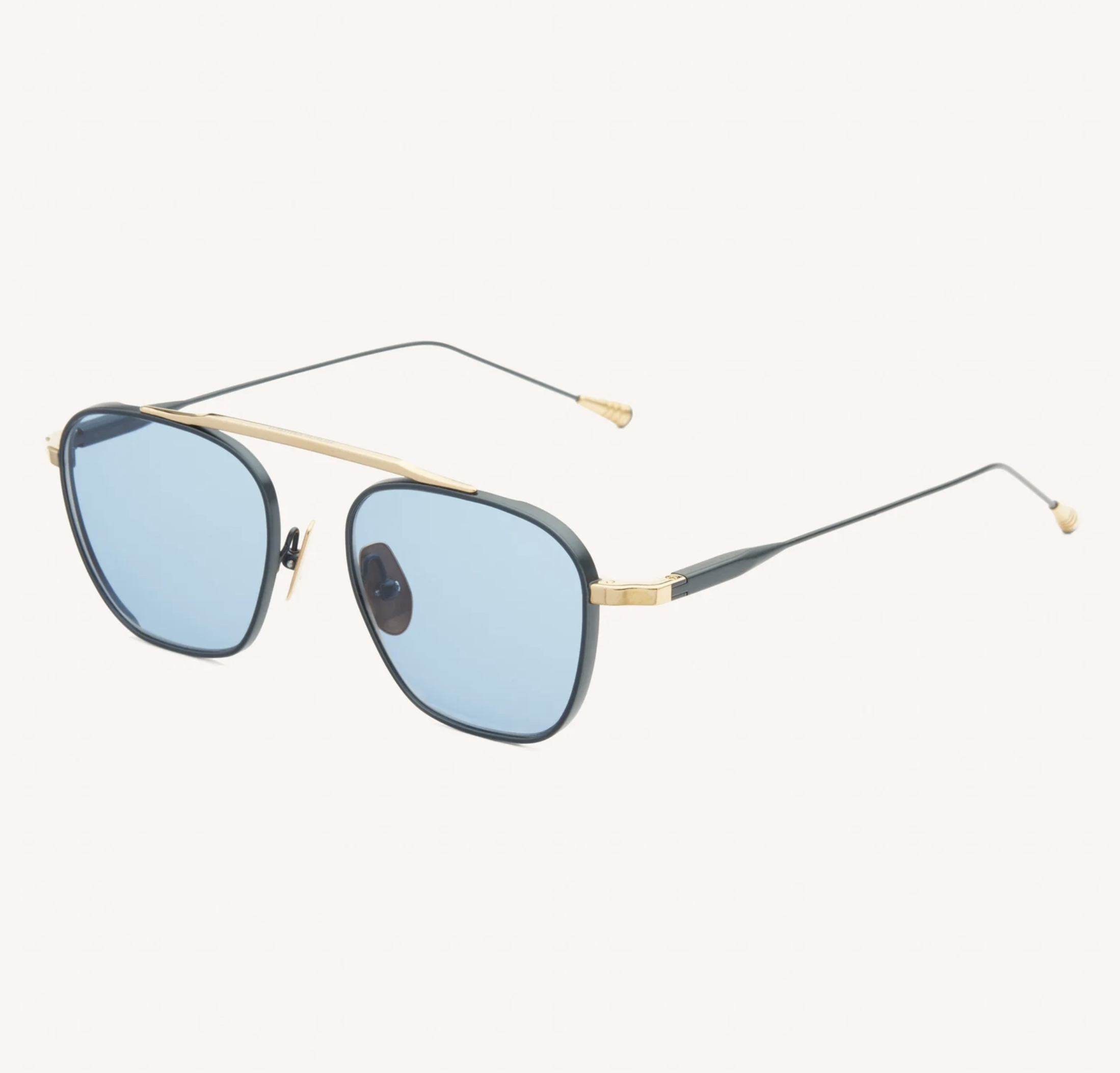 Alternative view of Lunetterie Generale Spitfire