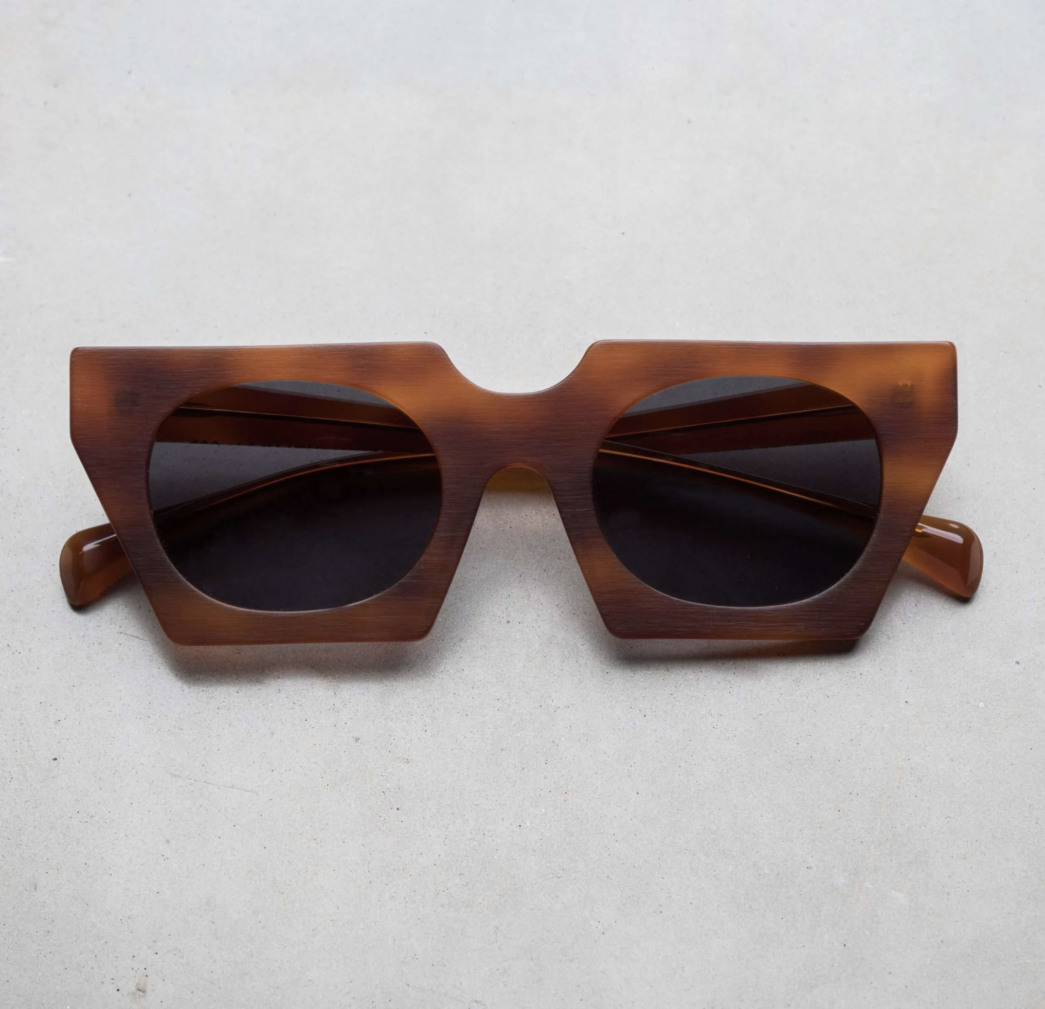 Jacques Durand Fontanette-053 écaille ancienne