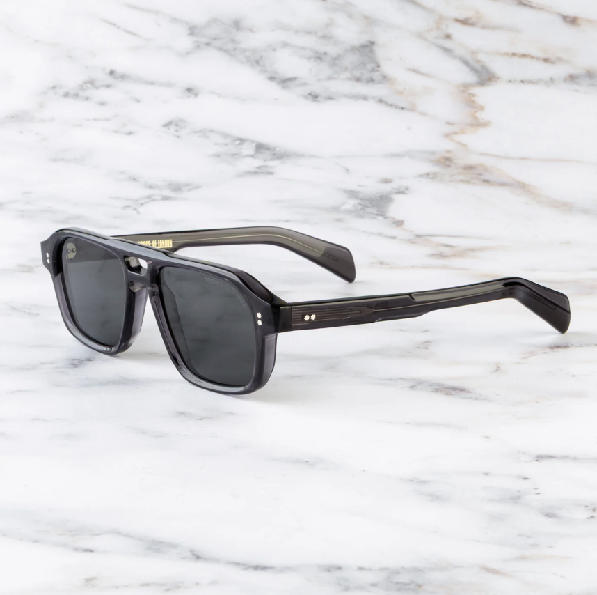 Alternative view of Cutler & Gross GR15 Polarised