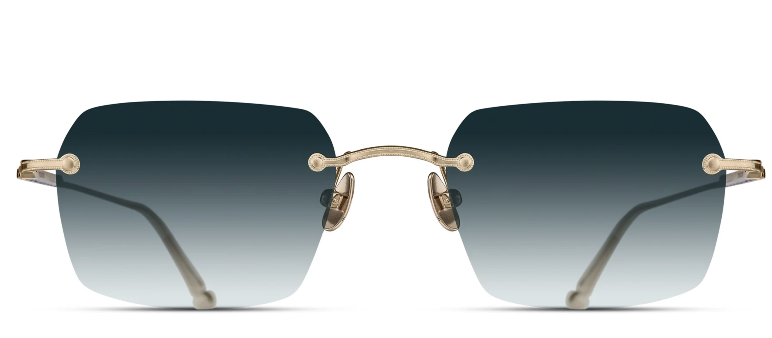 Alternative view of Matsuda M5008 BG