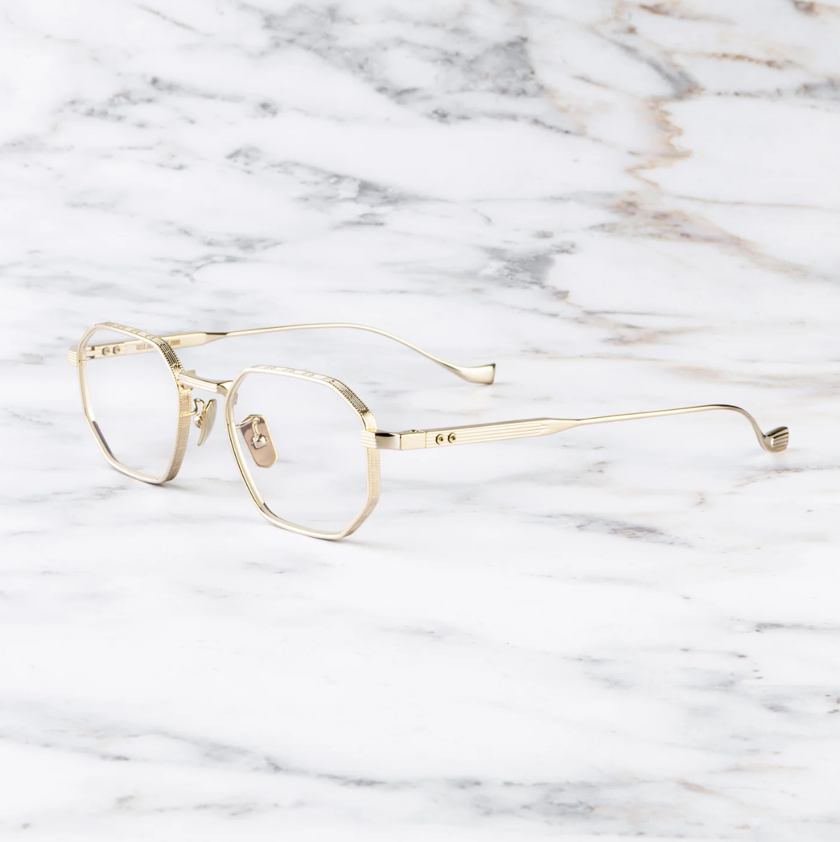 Alternative view of Cutler & Gross Lansdowne 1431